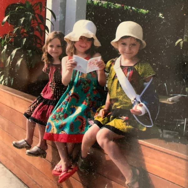 Emanuella, Emiliana, Caterina Mendez