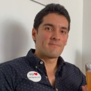 DANIEL MAURICIO MORA SANTOS