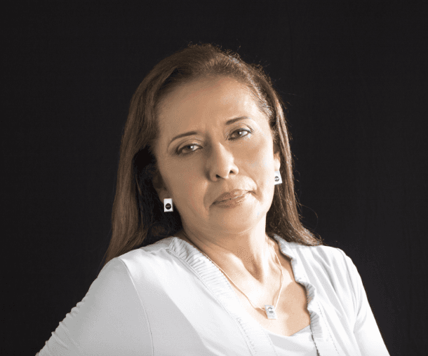 Liz Carmelino