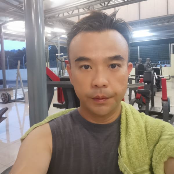 Alex  Leong