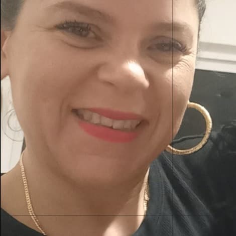 Susy  Haro