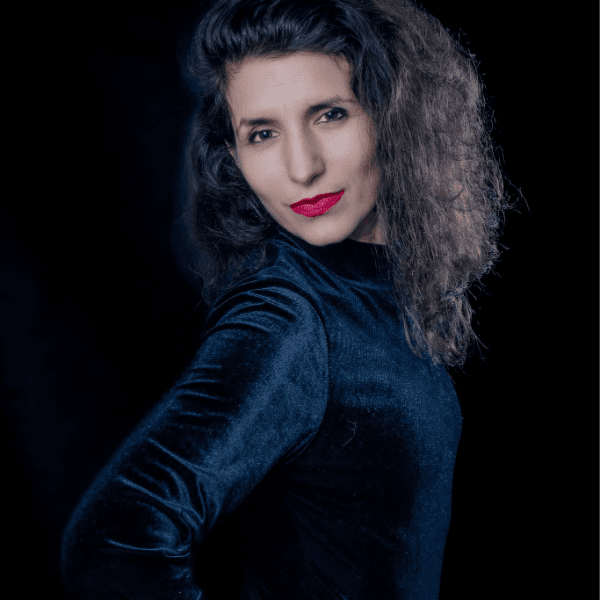 Ana  Sroka