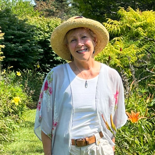 T Anne  Sukova