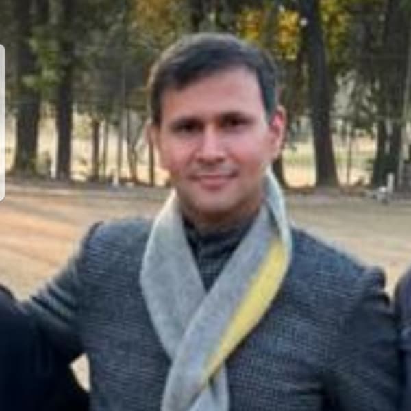 Mohammad H Hashmi