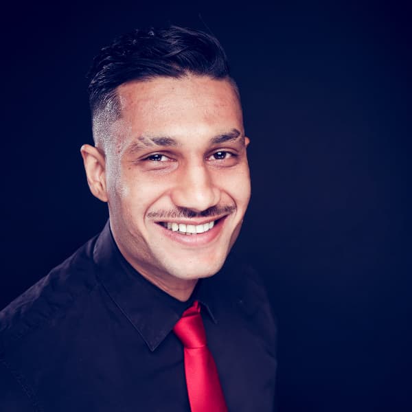 Fayk Zulfikar Naipal