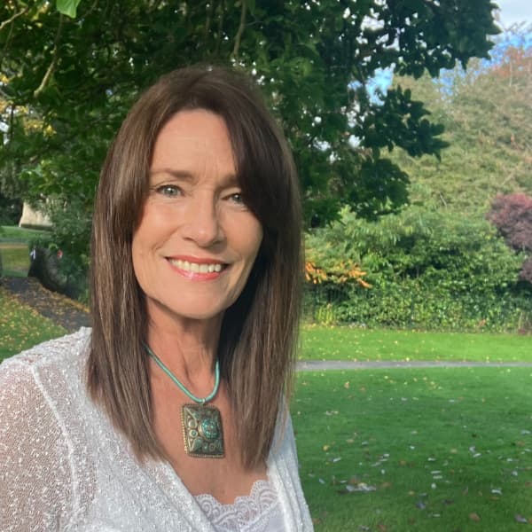 Alison  Day