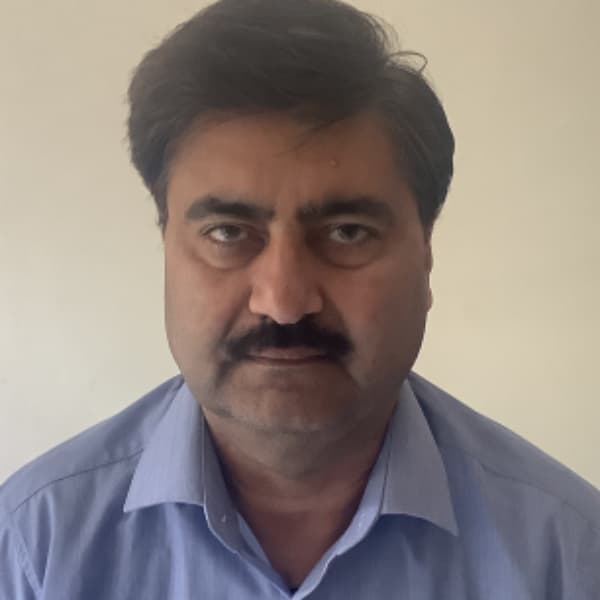 Moazam  Ali