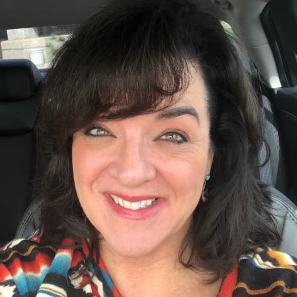 Lori Lanai Holslin