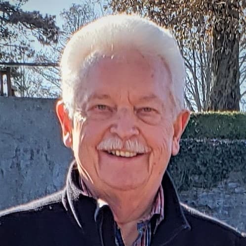 Kenneth J Kovach
