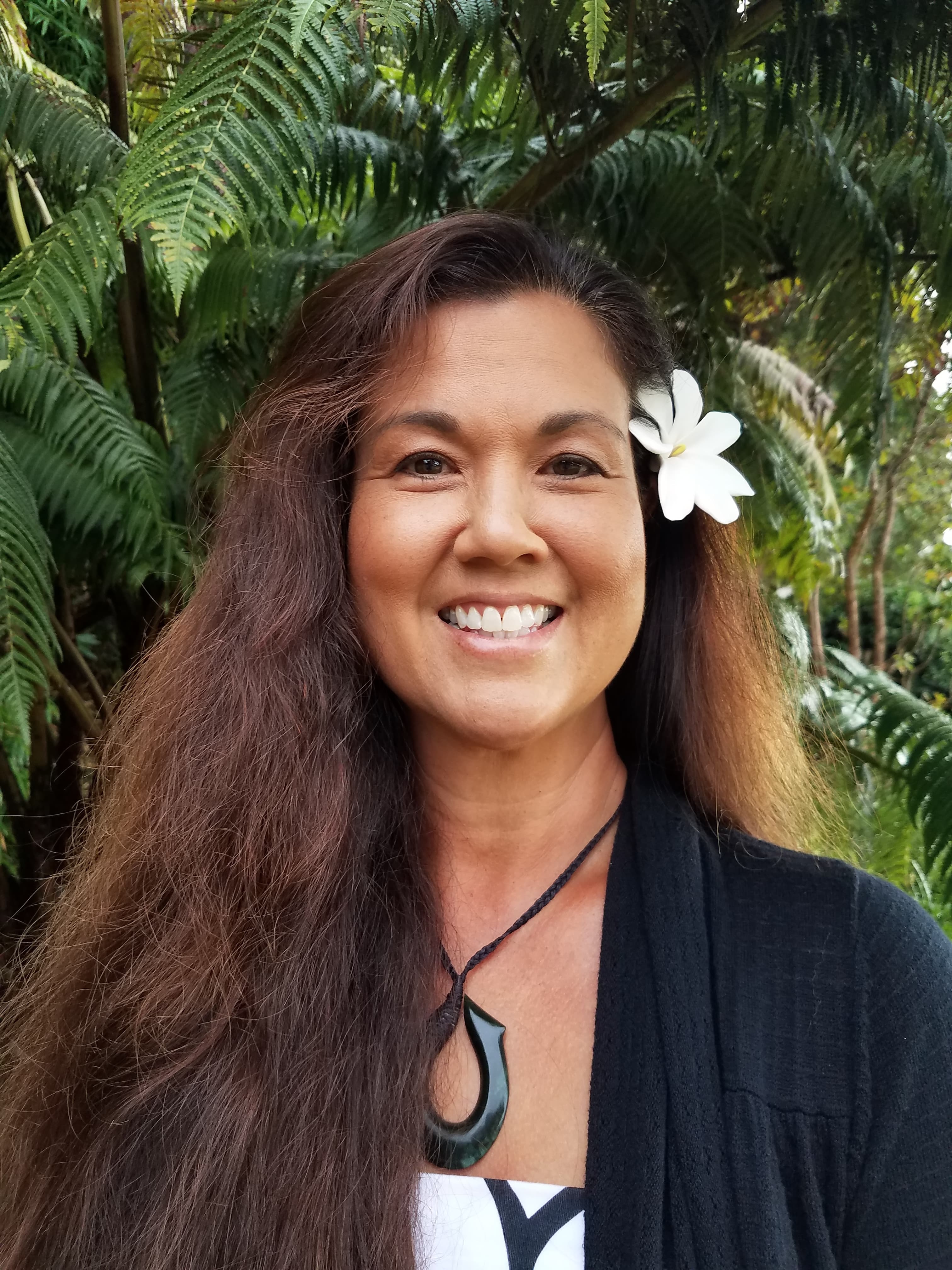 Mahalo, Licia "Kumu Mailani" Sakamoto