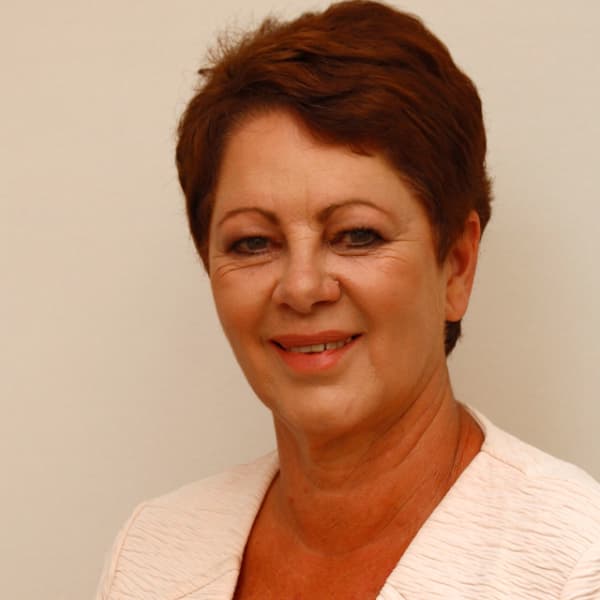 Joan Peters