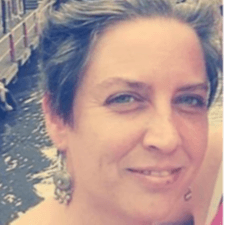 Chantal Van den Broeck