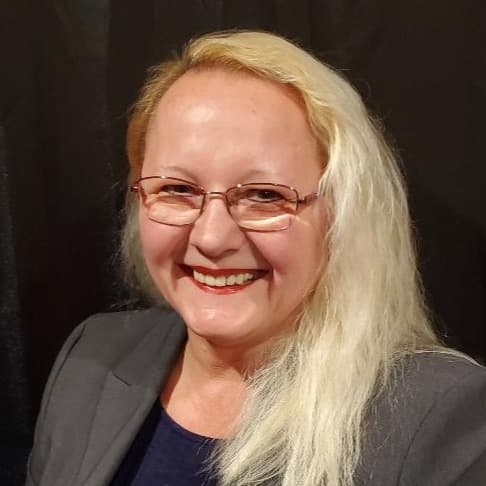 Anna Debski
