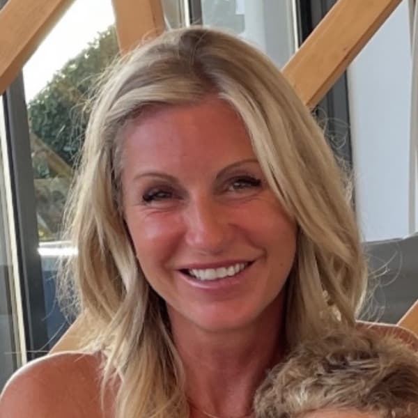Karen Arscott