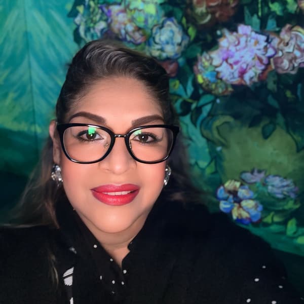 ANGELICA M MARTINEZ R