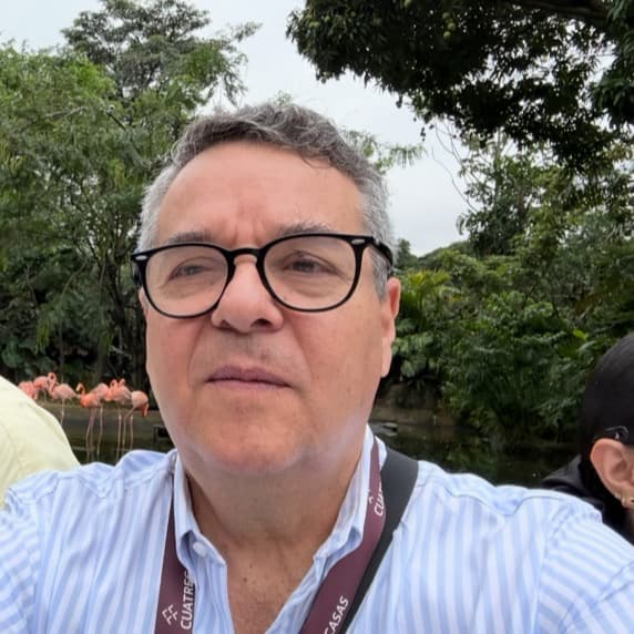 Daniel Melendez R