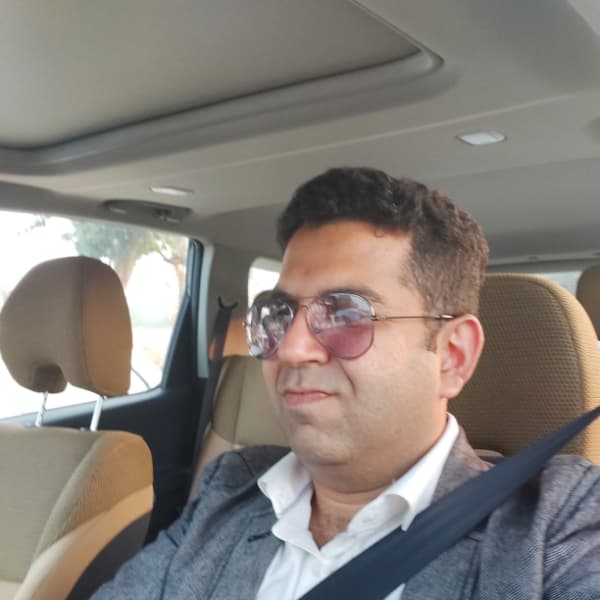 Saurabh Kapur