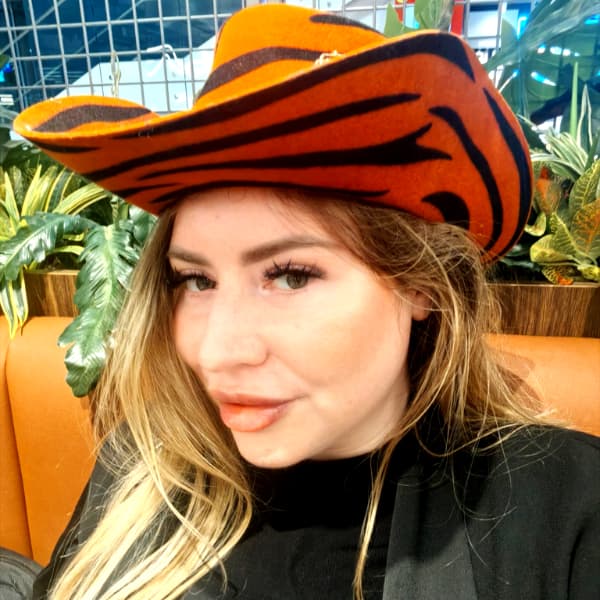 Simona Șerbănescu