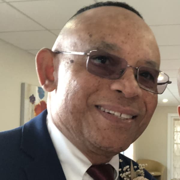 JUAN MATEO
