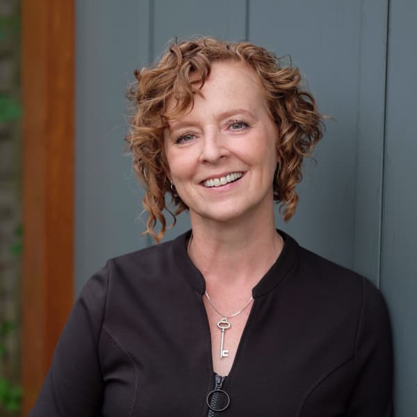 Kaye James