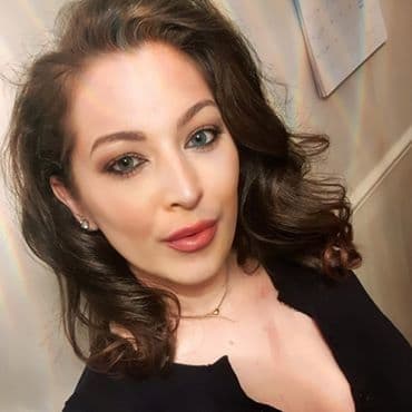 Leanne Clayton