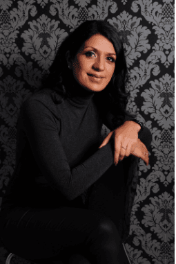 Sukie, Lawyer