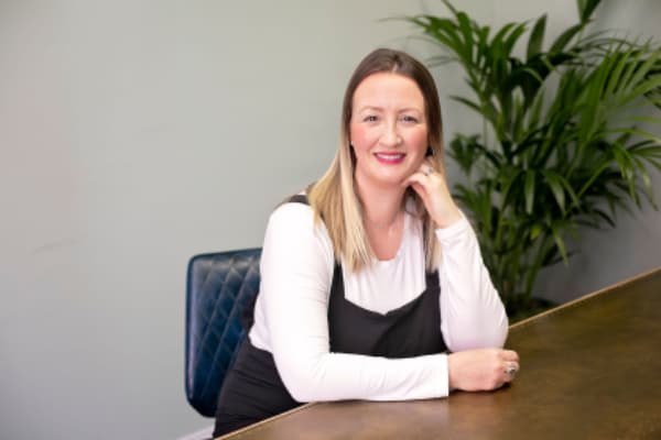 Corinna Nicol