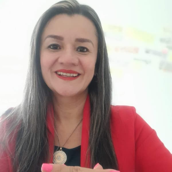 María López