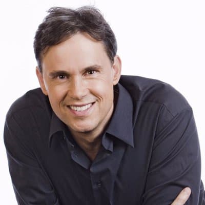 Robert Holden